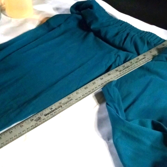 Women's Stretchy 24" Waist Blue Light Weight Scrubs Nwot - Picture 4 of 5